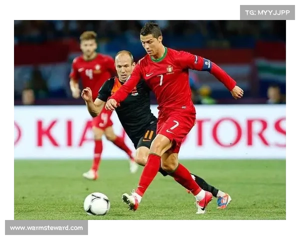 从罗本多次转会历程解析球员与俱乐部在博弈中运用的谈判策略与利益权衡 从罗本多次转会历程解析球员与俱乐部在博弈中运用的谈判策略与利益权衡